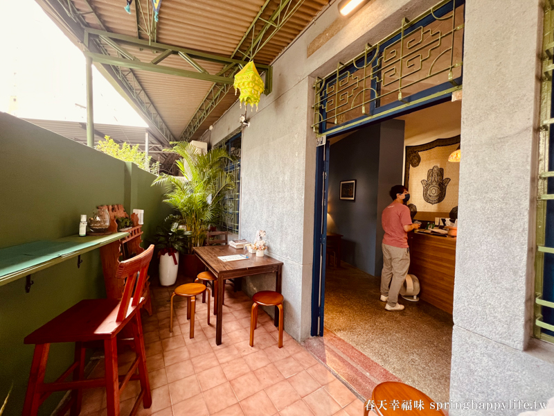【高雄咖啡廳】咖啡打擾了茶dirty chai 鹽埕巷弄內手煮印度奶茶的老屋咖啡廳(附菜單) @春天幸福味