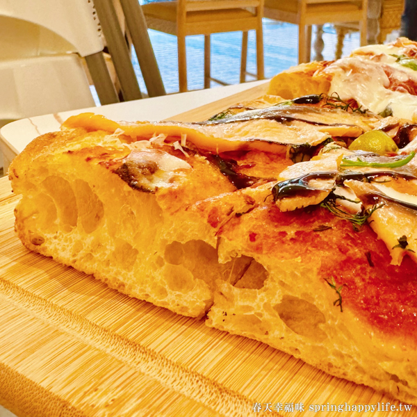 【高雄美食】Rom&#8217;antica Pizza羅馬披薩 左營美食新開幕~帥老闆親手現場製作 料多實在美味華麗的披薩（附價錢） @春天幸福味