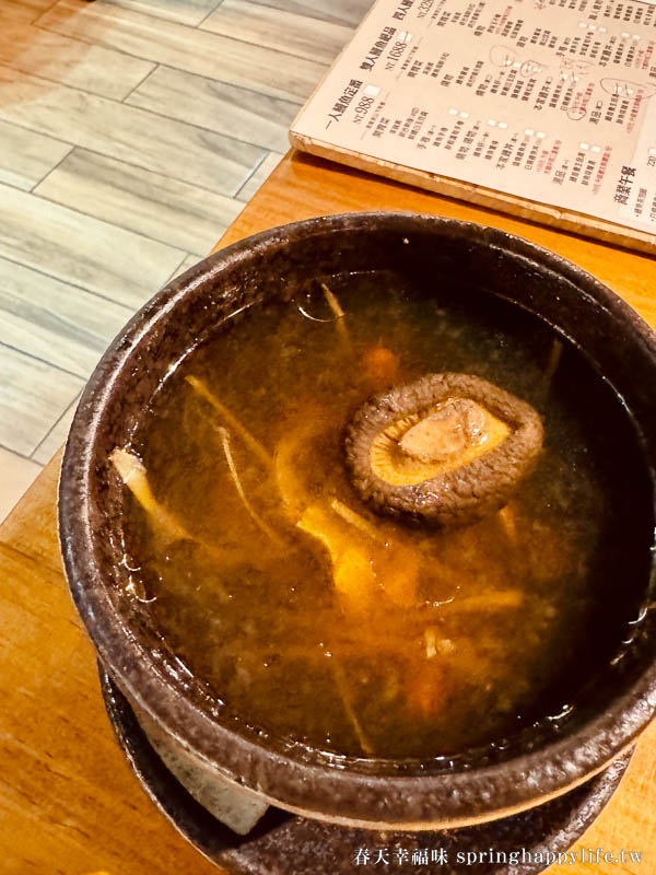 【高雄美食】僕燒鰻 新鮮鰻魚炭火現烤好滋味 新堀江隱藏版高雄鰻魚飯推薦(附菜單) @春天幸福味