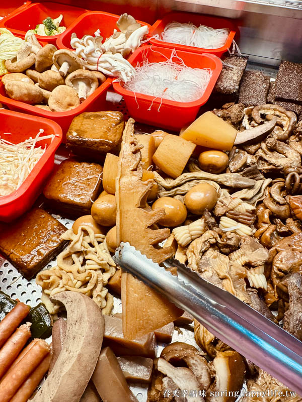 【高雄美食】小辣椒滷味熱河店 四十多年老店 超夯滷味攤(附菜單) @春天幸福味