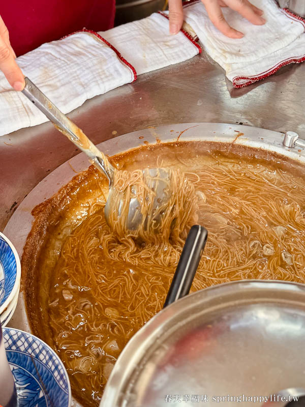 【高雄美食】鳳興麵線(原鳳邑麵線) 在地人激推平價美食 庭院用餐 銅板價排隊美食(附菜單) @春天幸福味