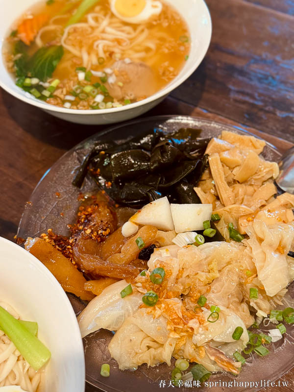 【屏東美食】癮石男女柴燒麵 隱身長治鄉三合院 一周只開三天的溫暖麵店(附菜單) @春天幸福味