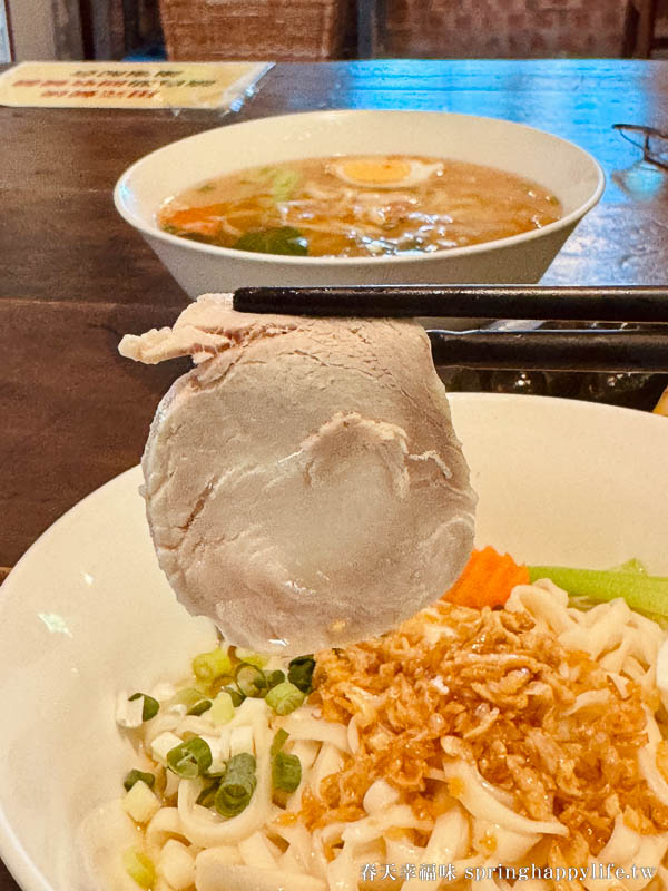 【屏東美食】癮石男女柴燒麵 隱身長治鄉三合院 一周只開三天的溫暖麵店(附菜單) @春天幸福味