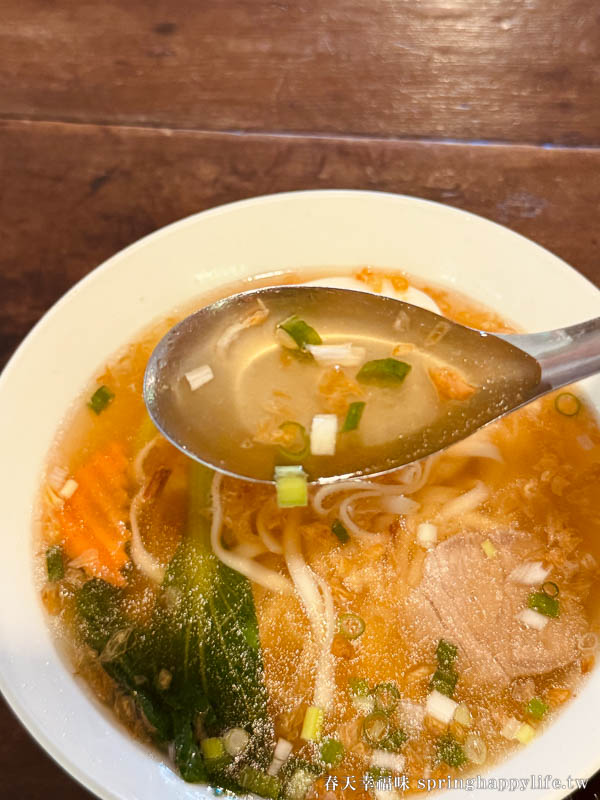 【屏東美食】癮石男女柴燒麵 隱身長治鄉三合院 一周只開三天的溫暖麵店(附菜單) @春天幸福味