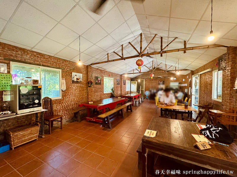 【屏東美食】癮石男女柴燒麵 隱身長治鄉三合院 一周只開三天的溫暖麵店(附菜單) @春天幸福味