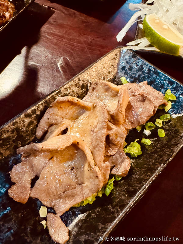 【高雄美食】吃不飽碳烤牛排 只賣原肉！大口吃肉就是爽 可帶外食超過癮(附菜單) @春天幸福味