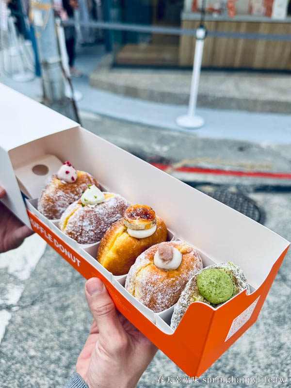 【高雄美食】Truffle Donut高雄店 日本鳥取生甜甜圈 排隊名店海外首店 松露甜甜圈必吃！ @春天幸福味